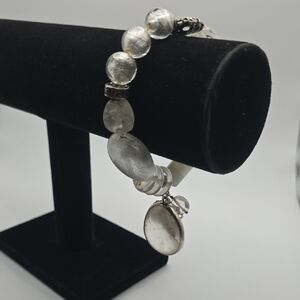 Silpada Clear Crystal Bead Stretch Bracelet